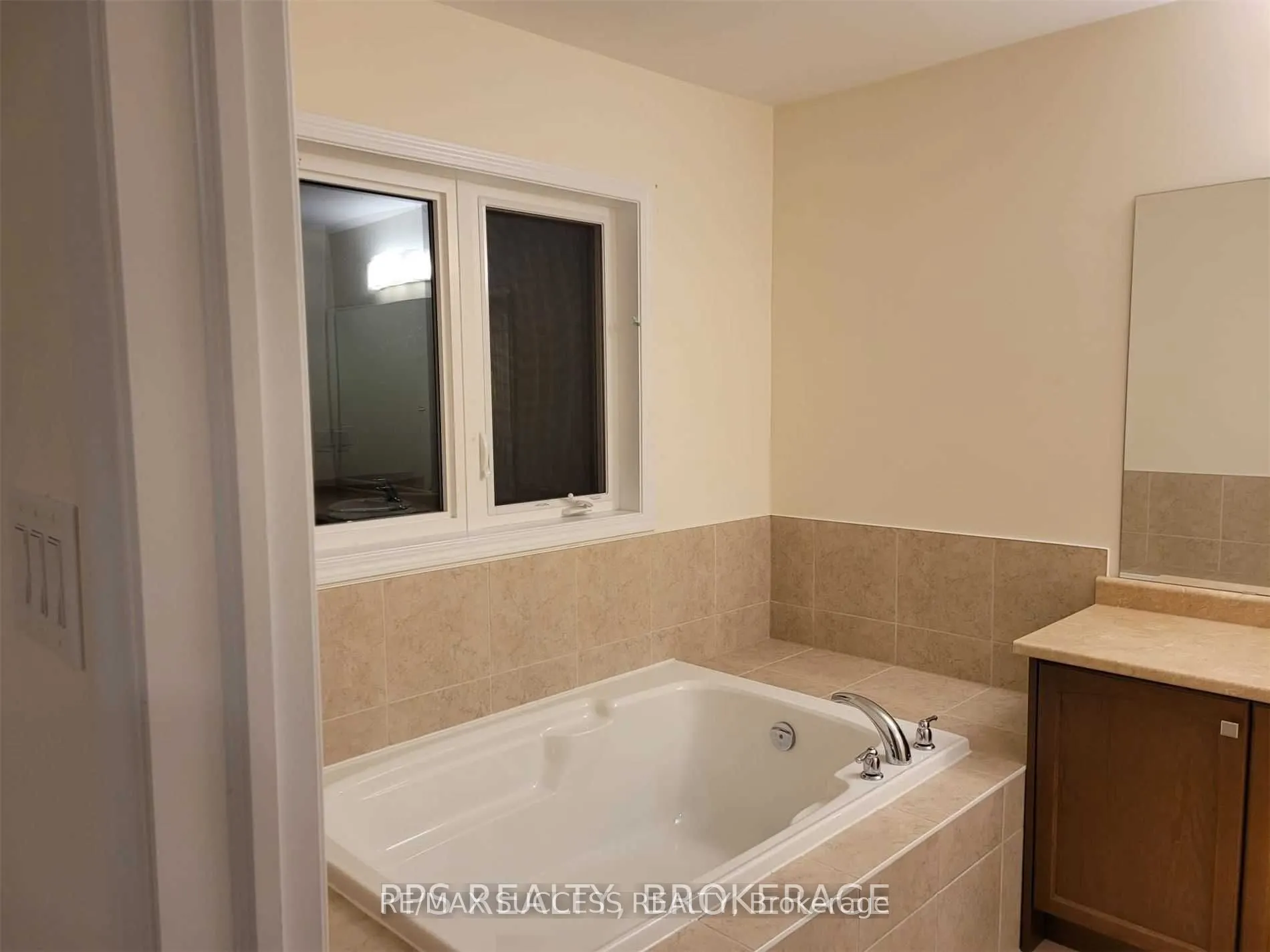 7916 Odell Crescent