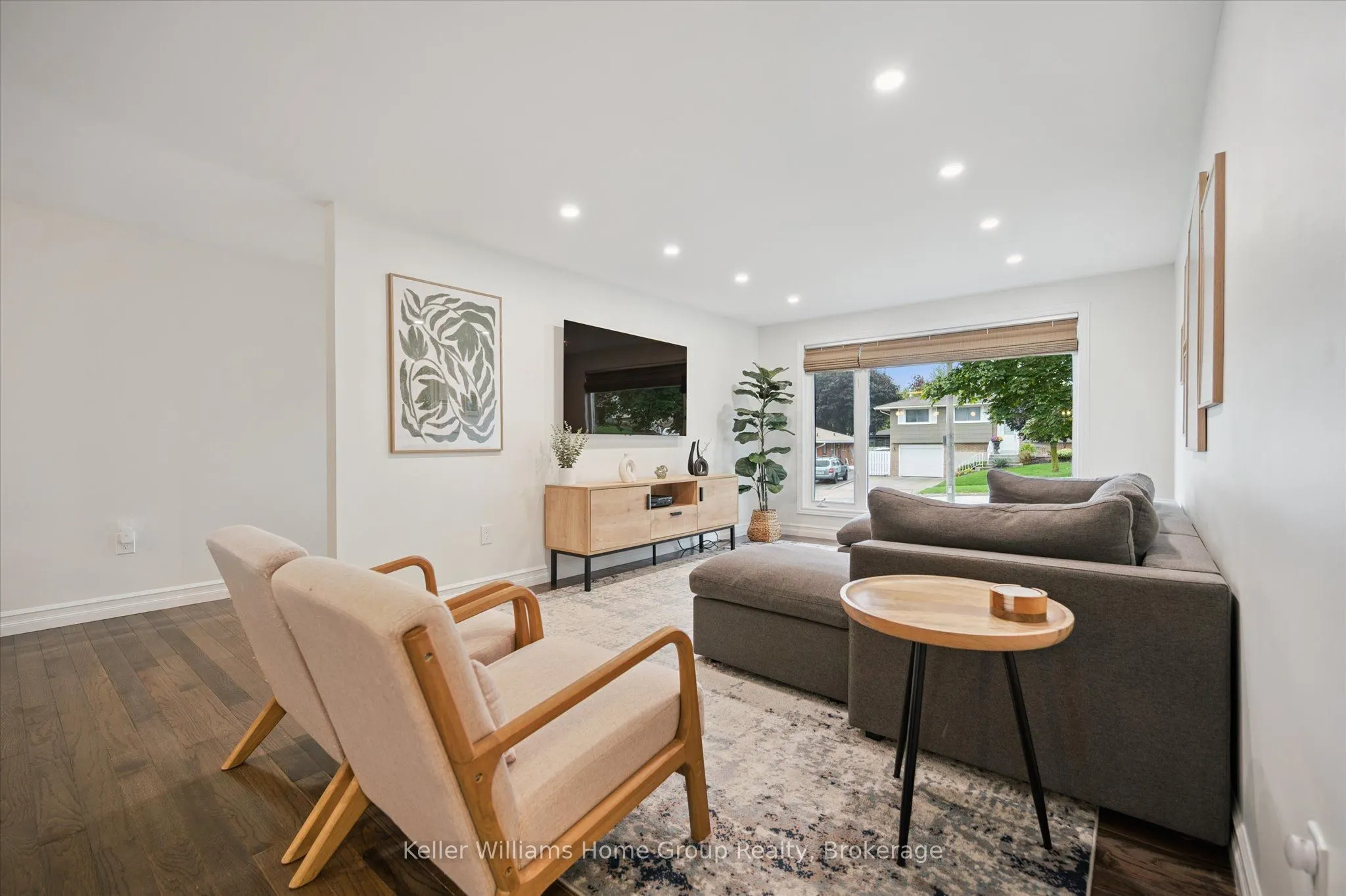 12 Greenbrier Road