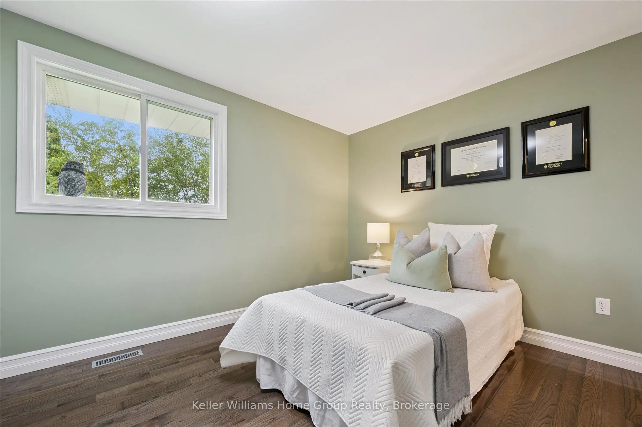 12 Greenbrier Road