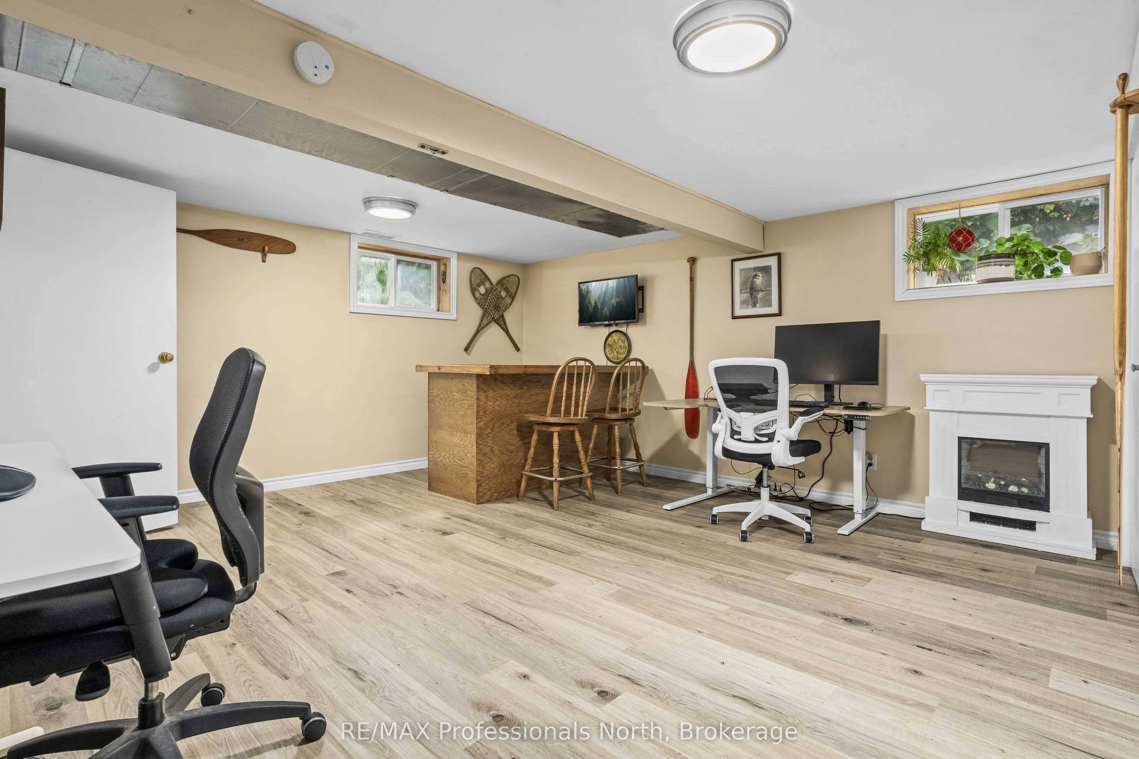 83 Florence Street W