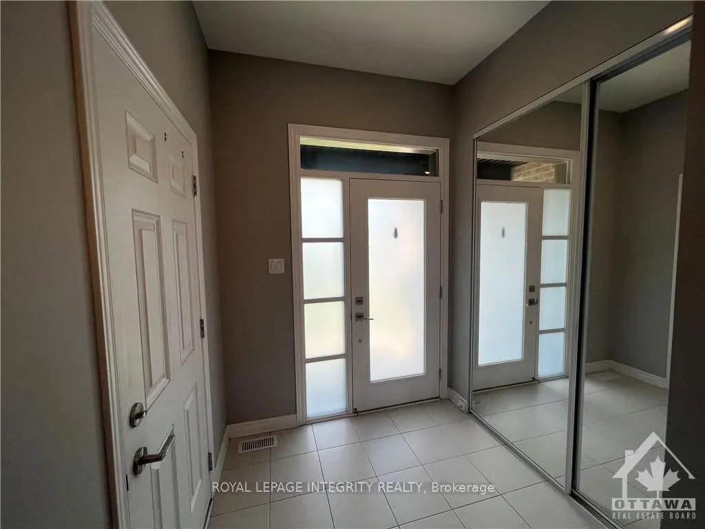 153 BANDELIER Way