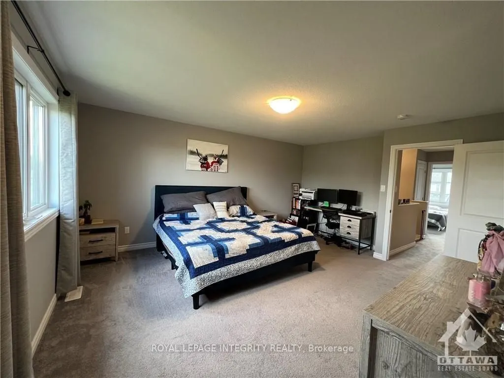 153 BANDELIER Way