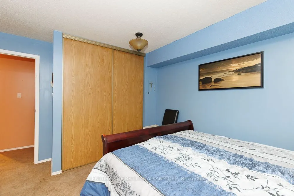725 Deveron Crescent, #204