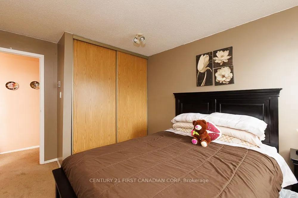 725 Deveron Crescent, #204