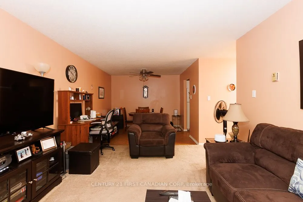 725 Deveron Crescent, #204