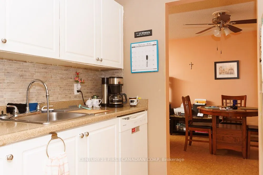 725 Deveron Crescent, #204