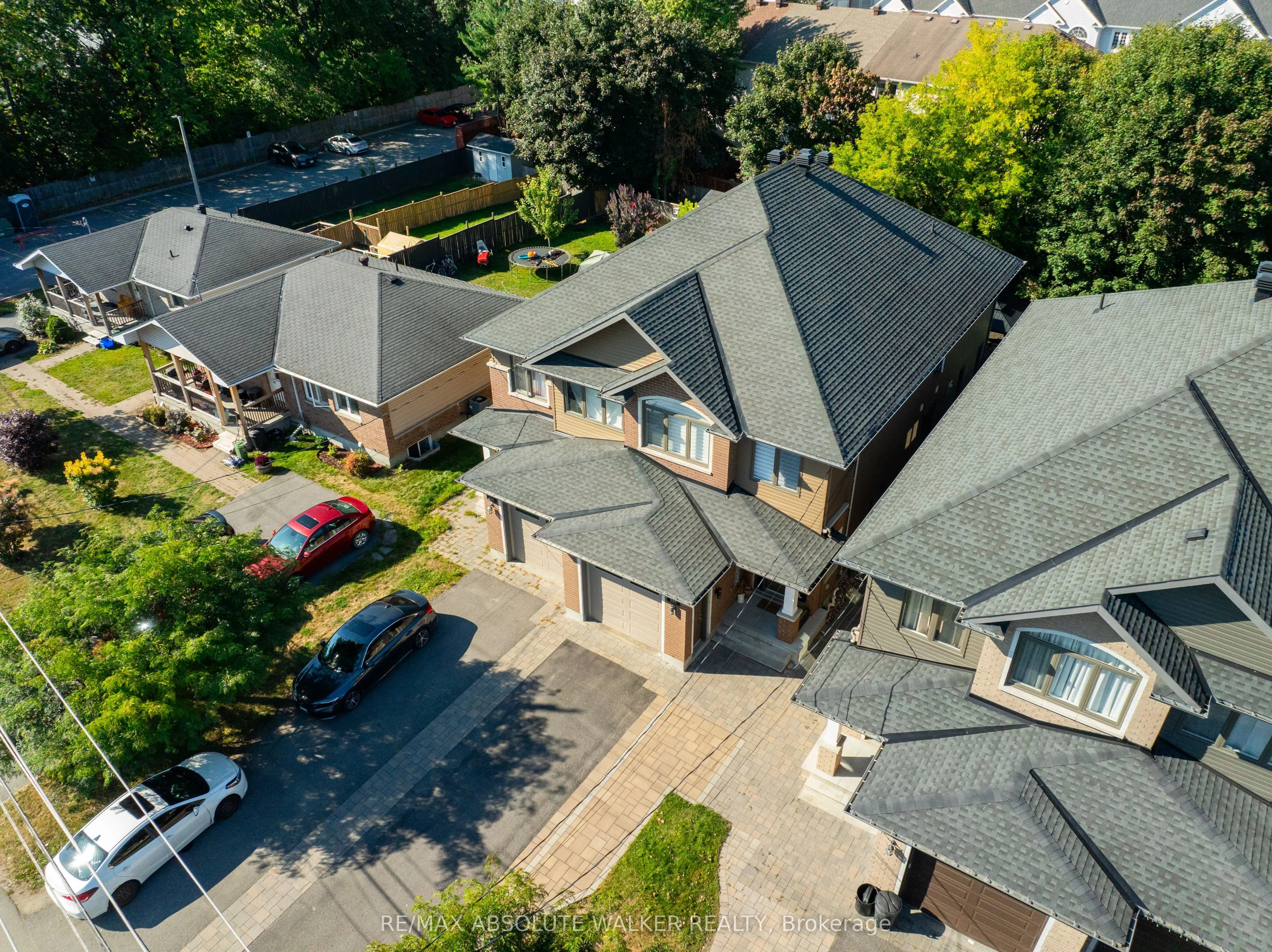 502 Moodie Drive