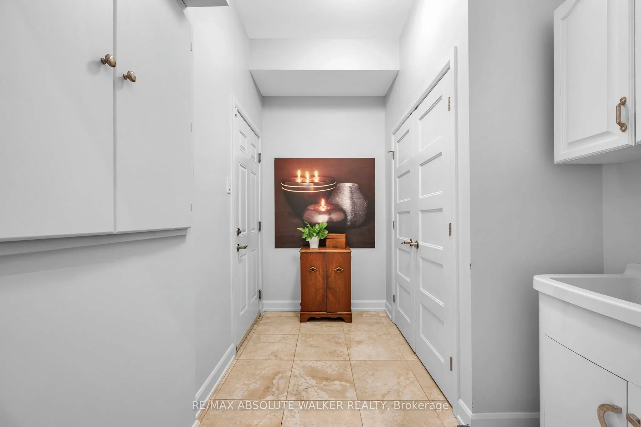502 Moodie Drive