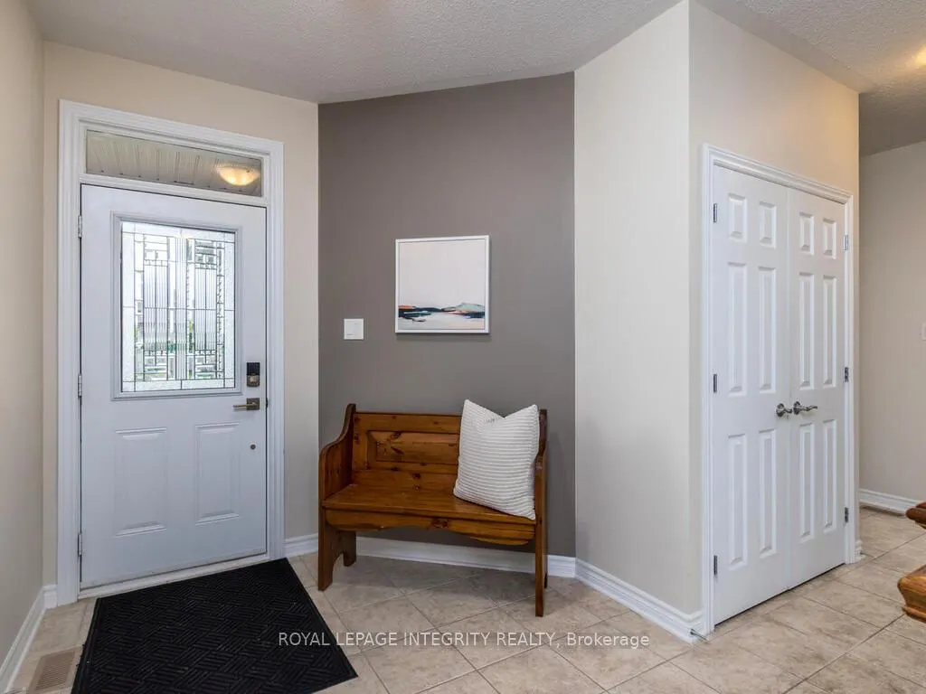 112 Elfin Grove