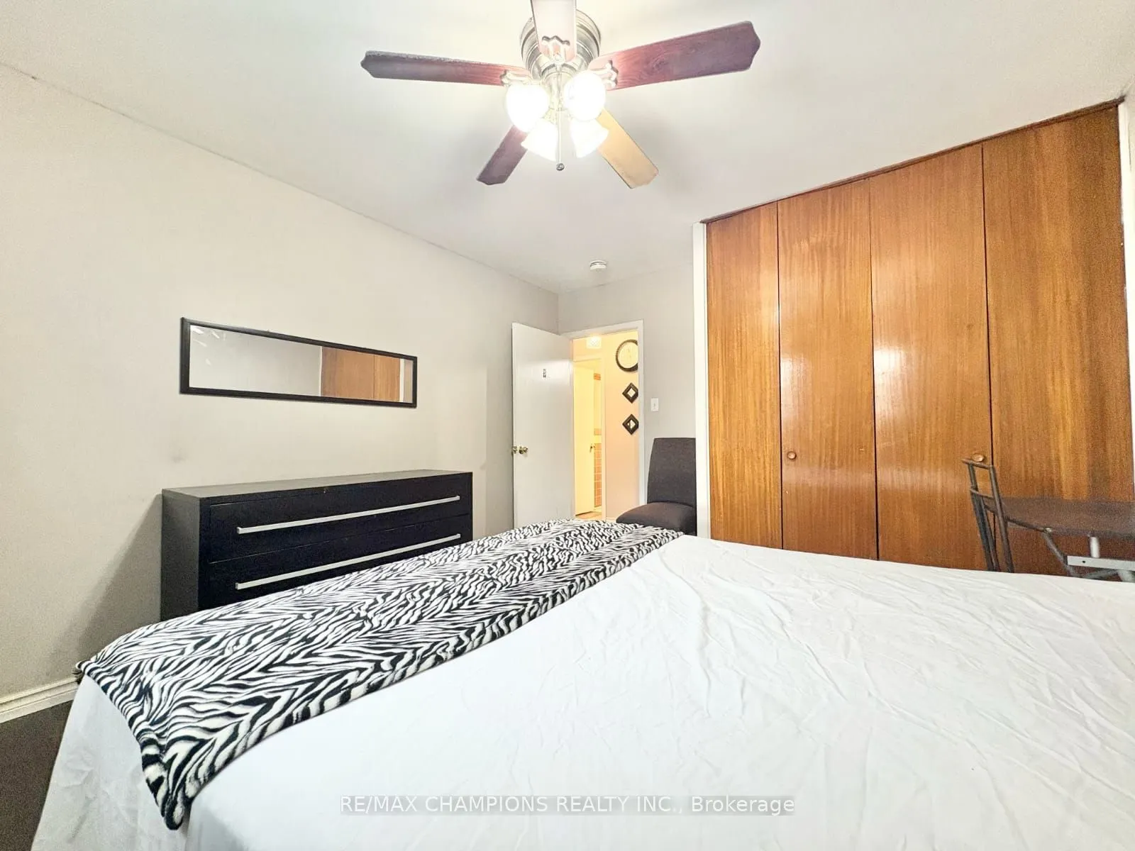 265 GLENRIDGE Drive