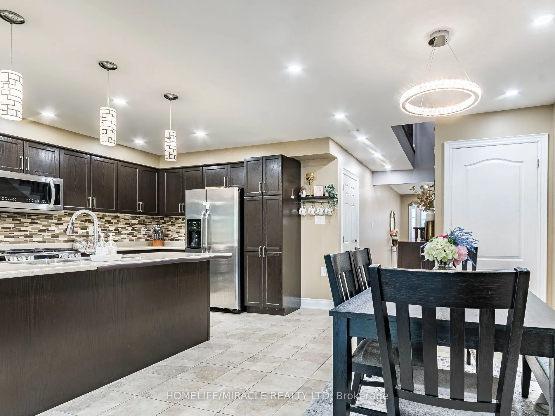 1035 Victoria Road S, ## 143