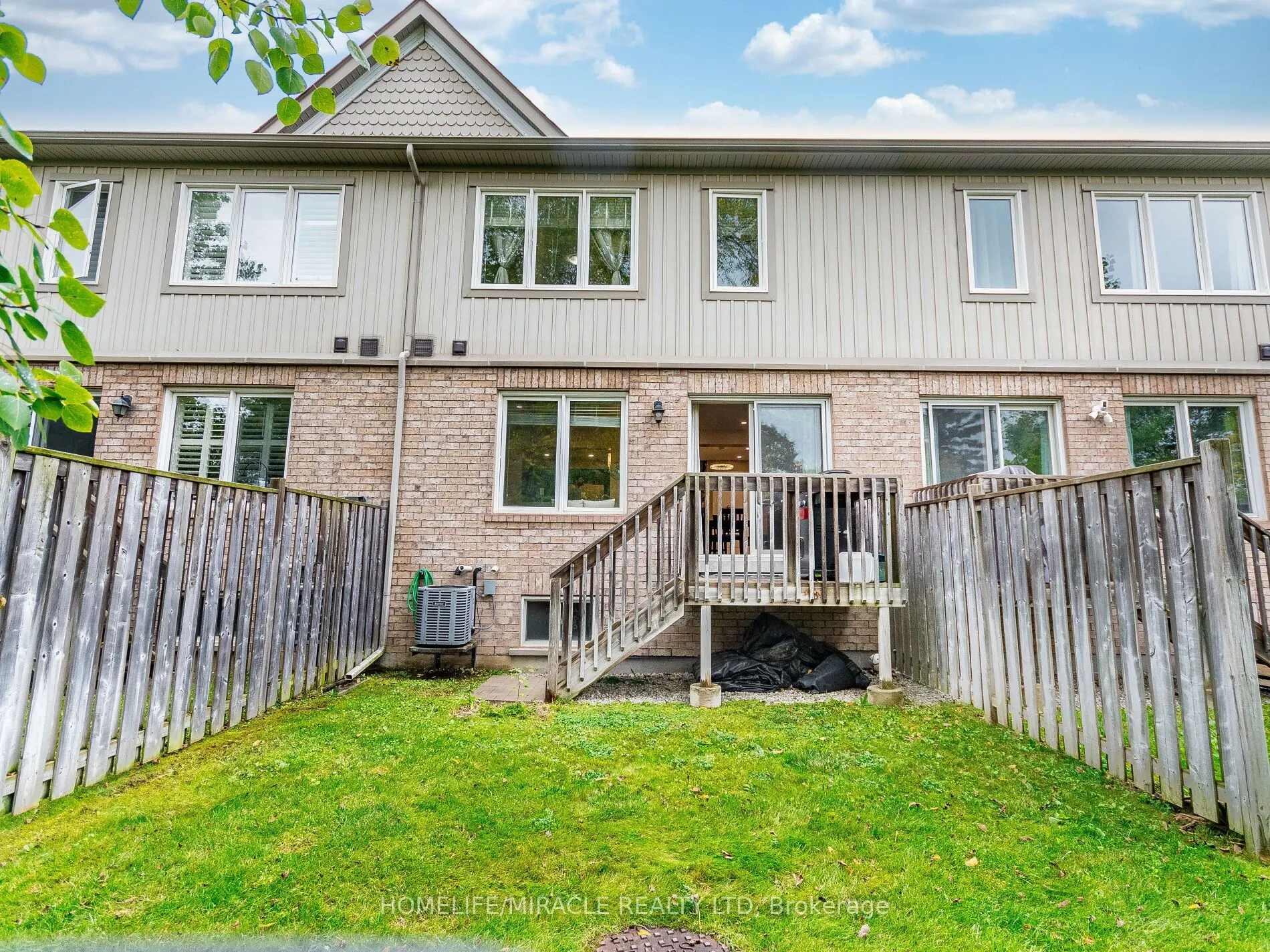 1035 Victoria Road S, ## 143