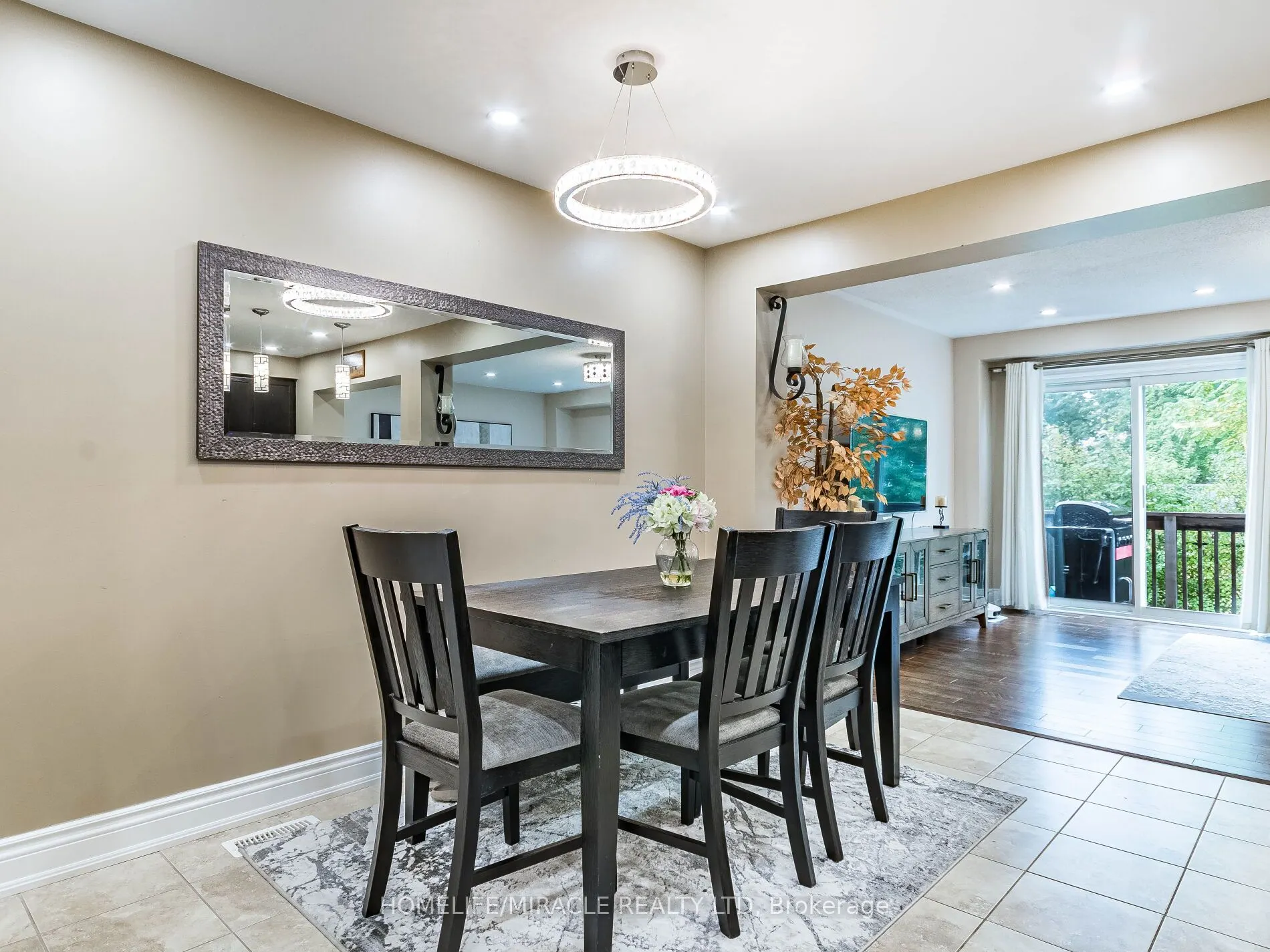 1035 Victoria Road S, ## 143