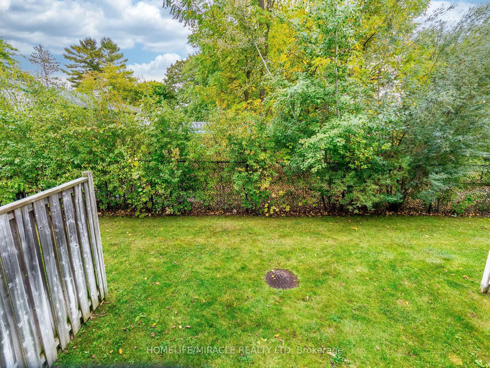 1035 Victoria Road S, ## 143
