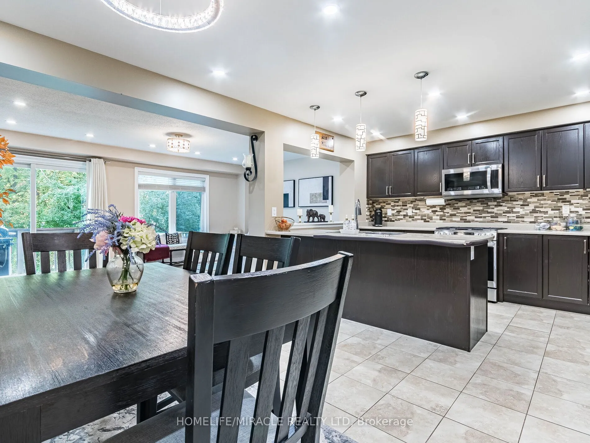 1035 Victoria Road S, ## 143