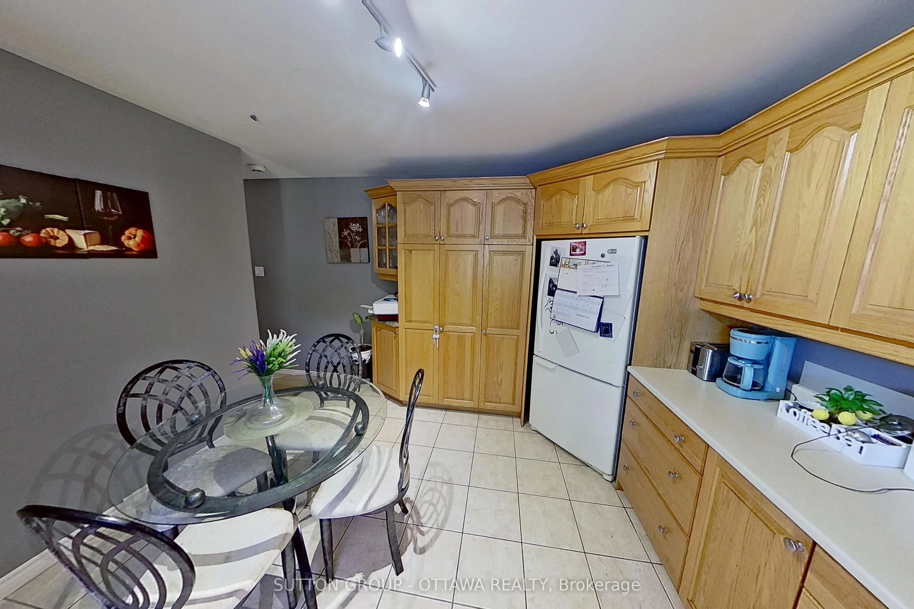 1000 Adley Road N