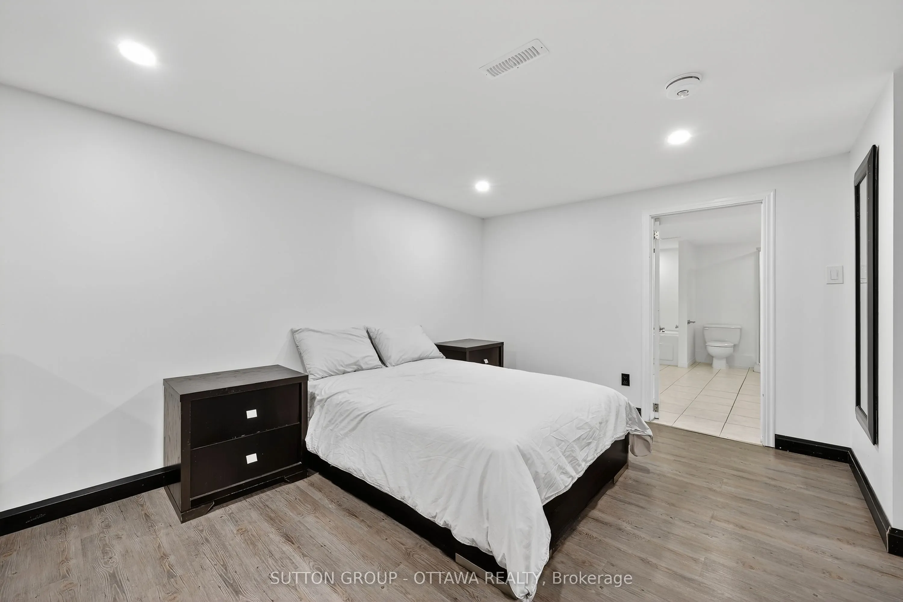 1000 Adley Road N
