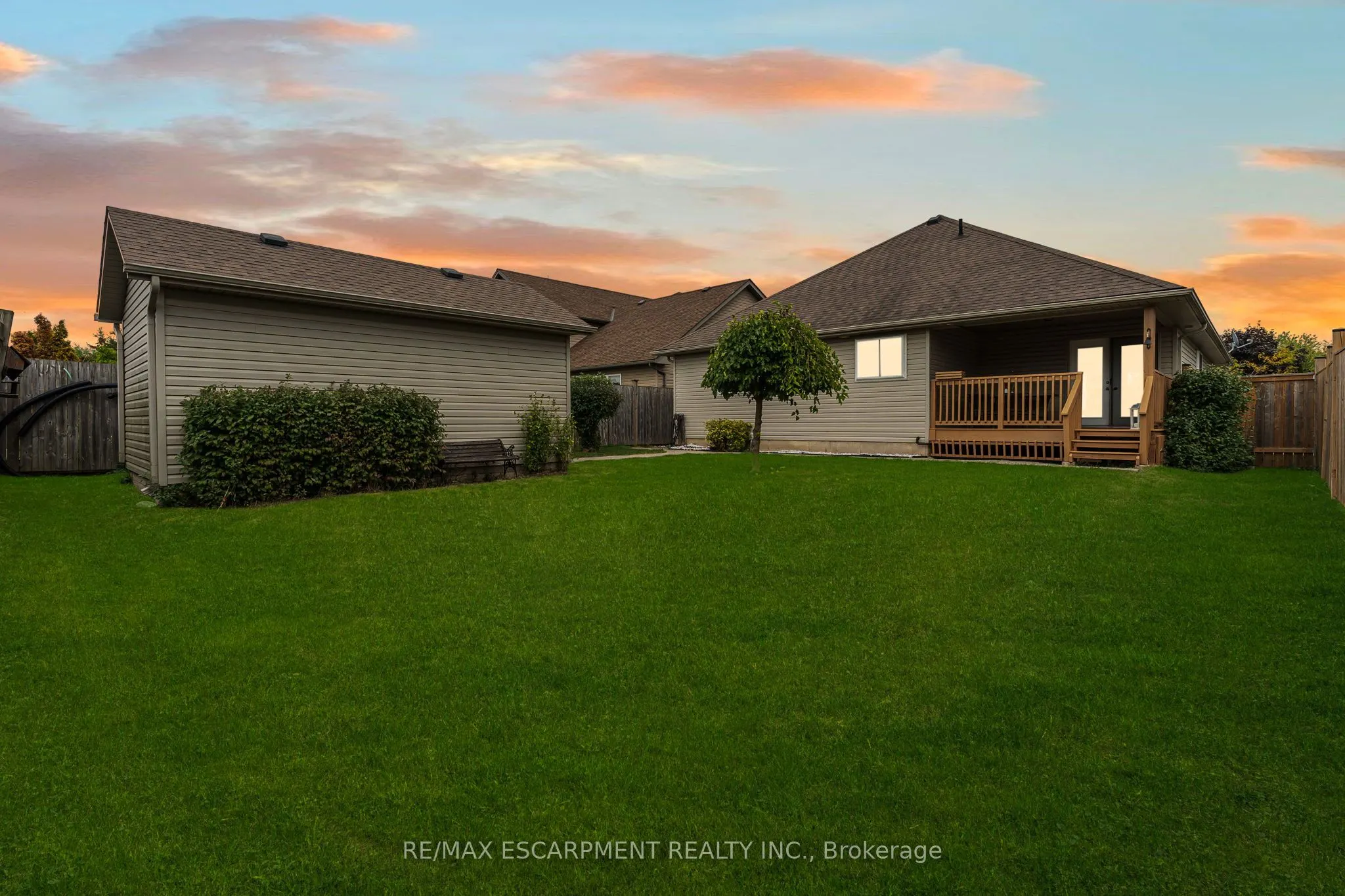 33 Sarah Crescent