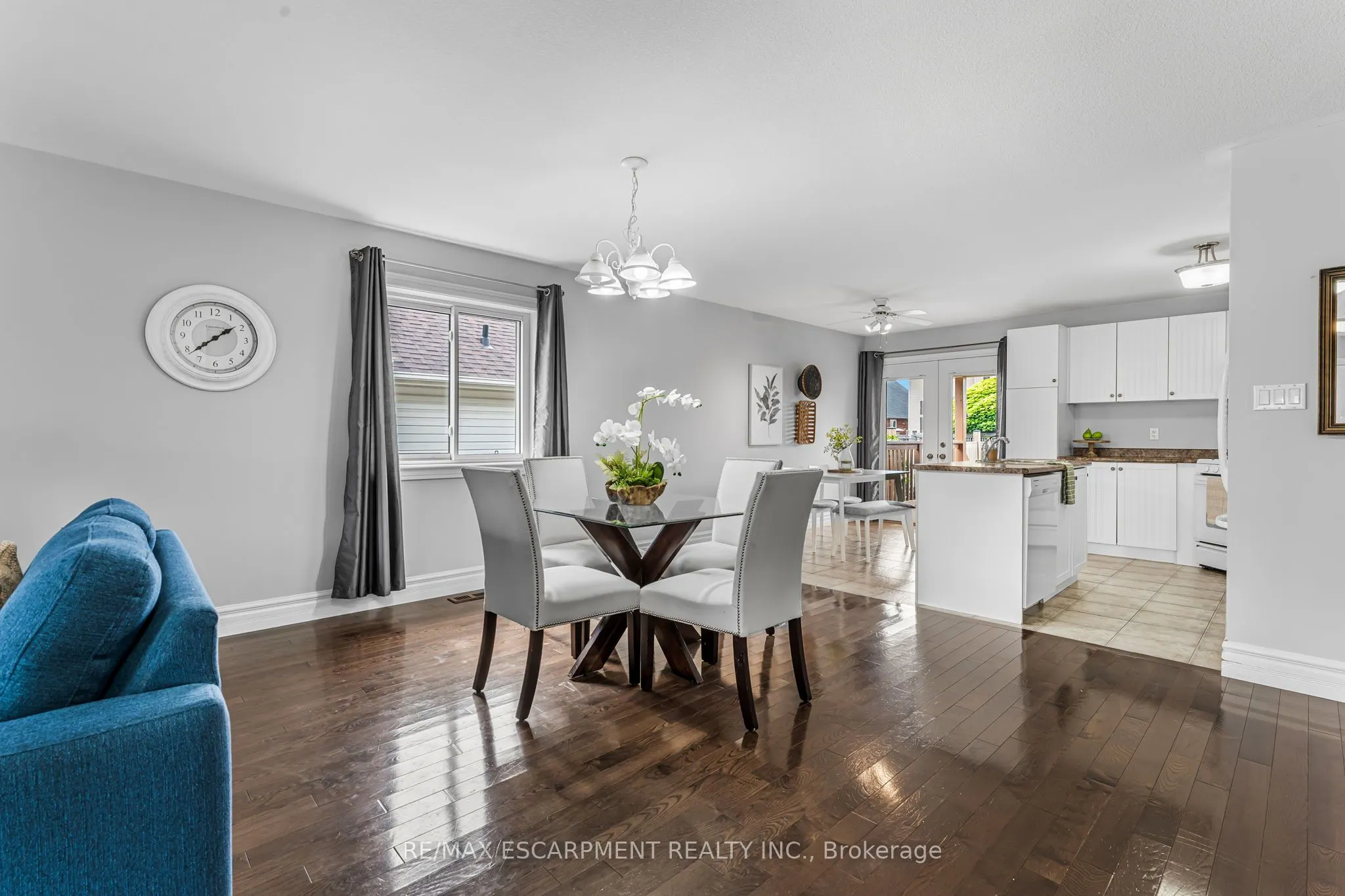 33 Sarah Crescent