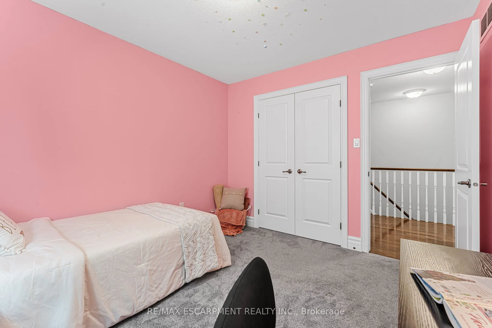 33 Sarah Crescent