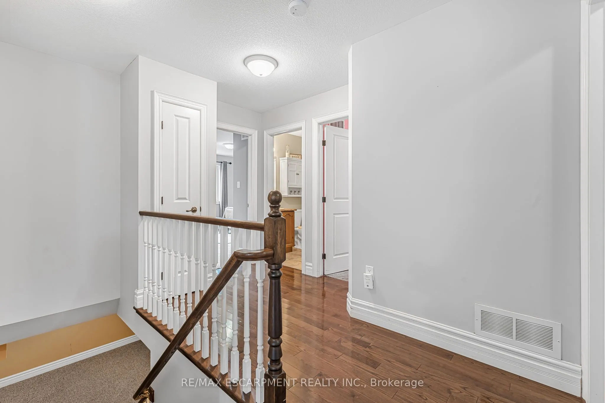 33 Sarah Crescent