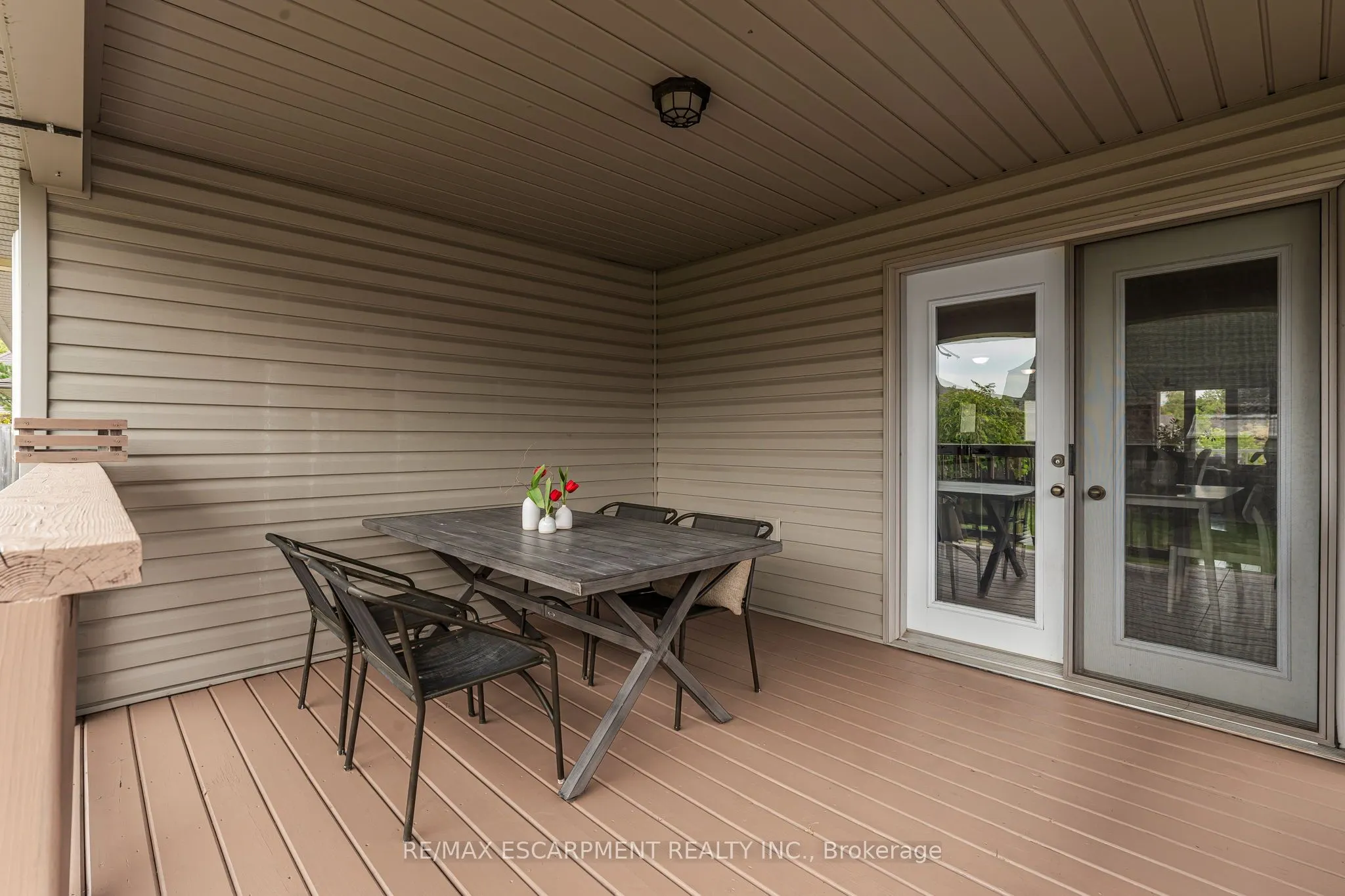 33 Sarah Crescent