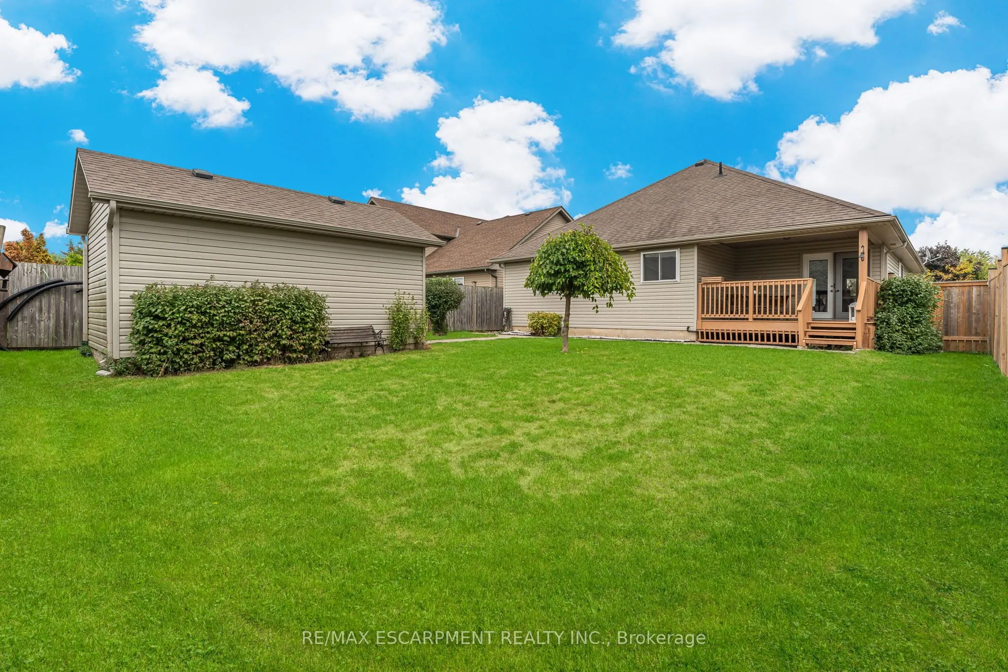 33 Sarah Crescent