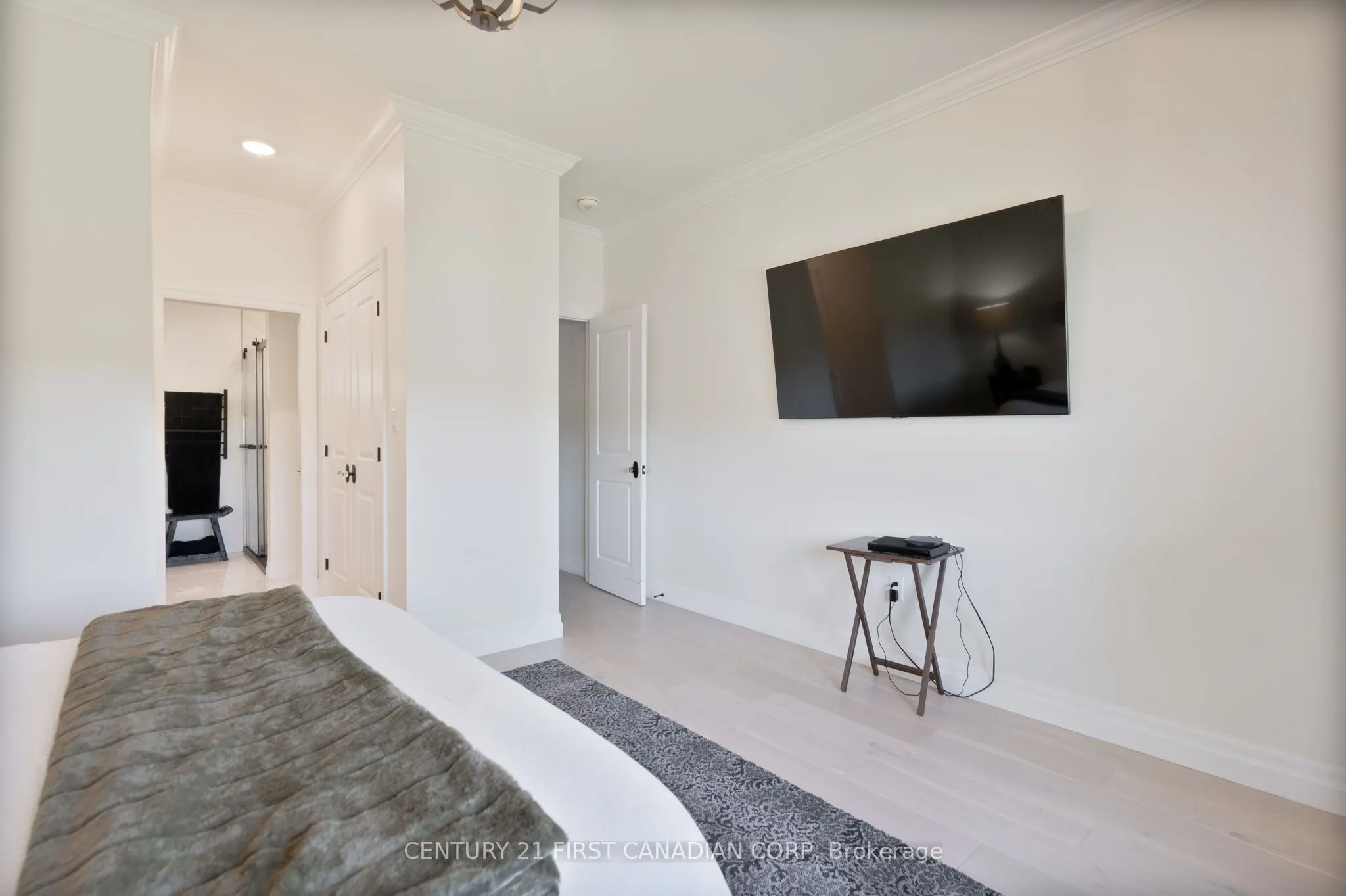 161 Collins Way