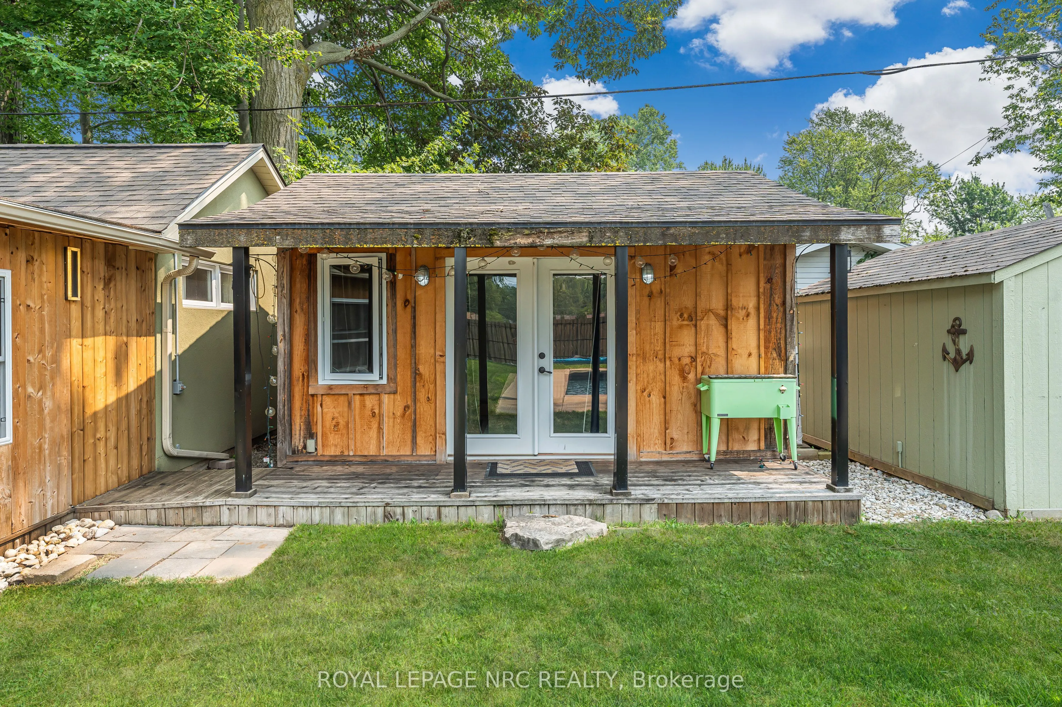 372 Lakewood Avenue