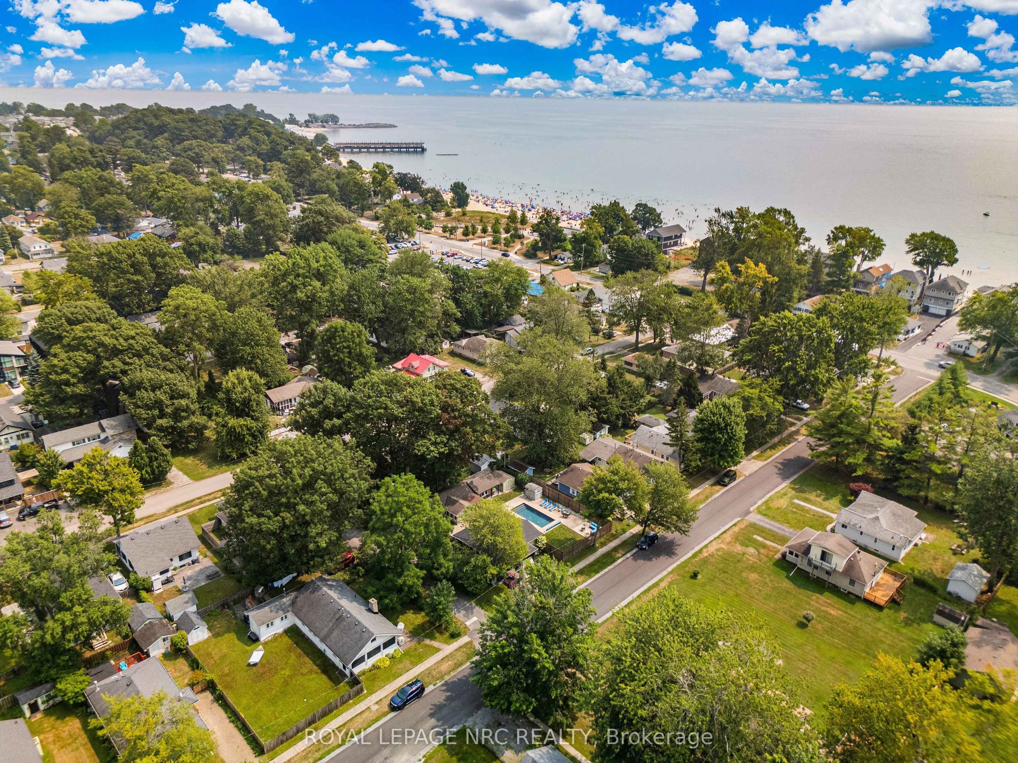 372 Lakewood Avenue