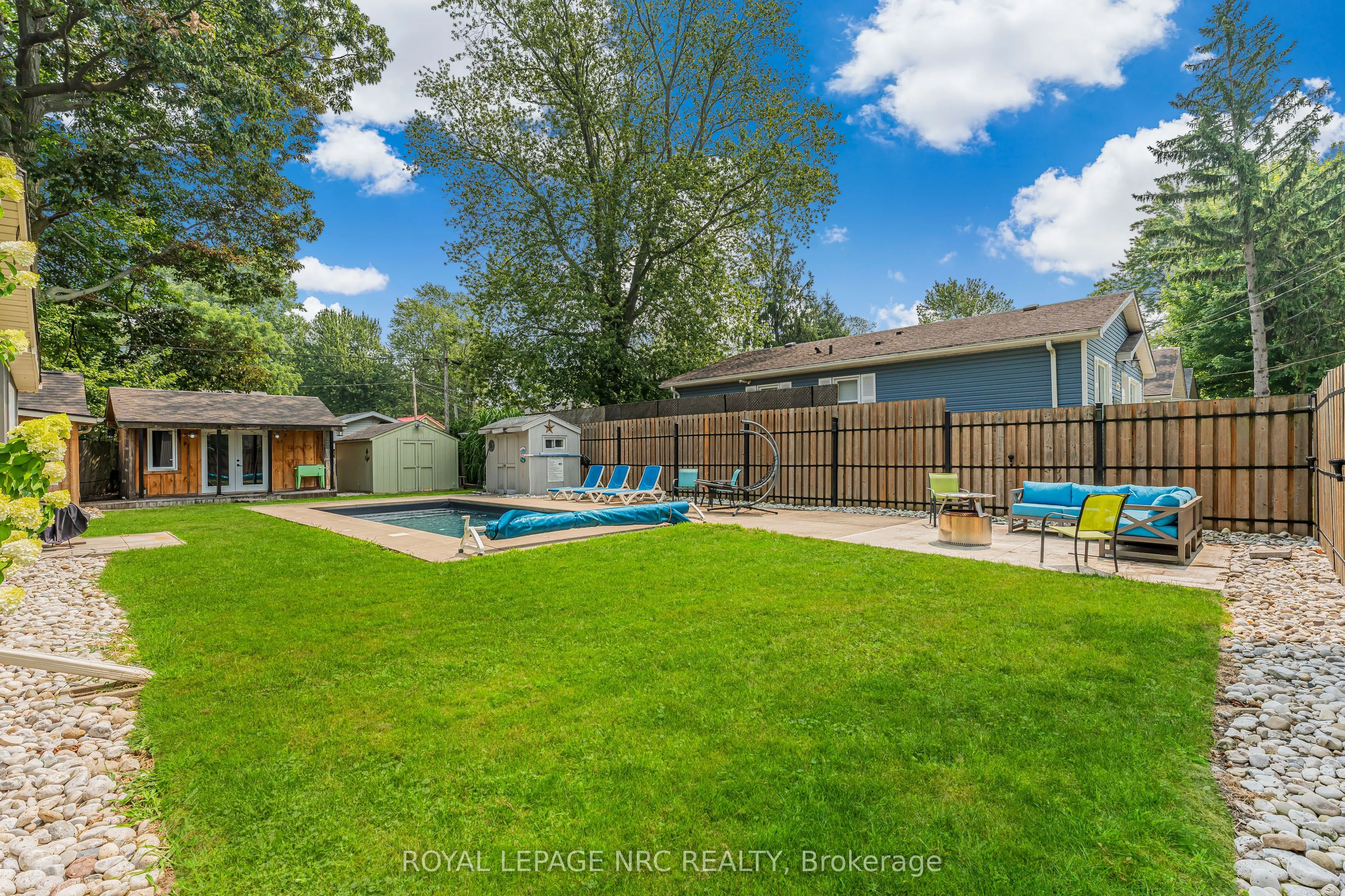 372 Lakewood Avenue