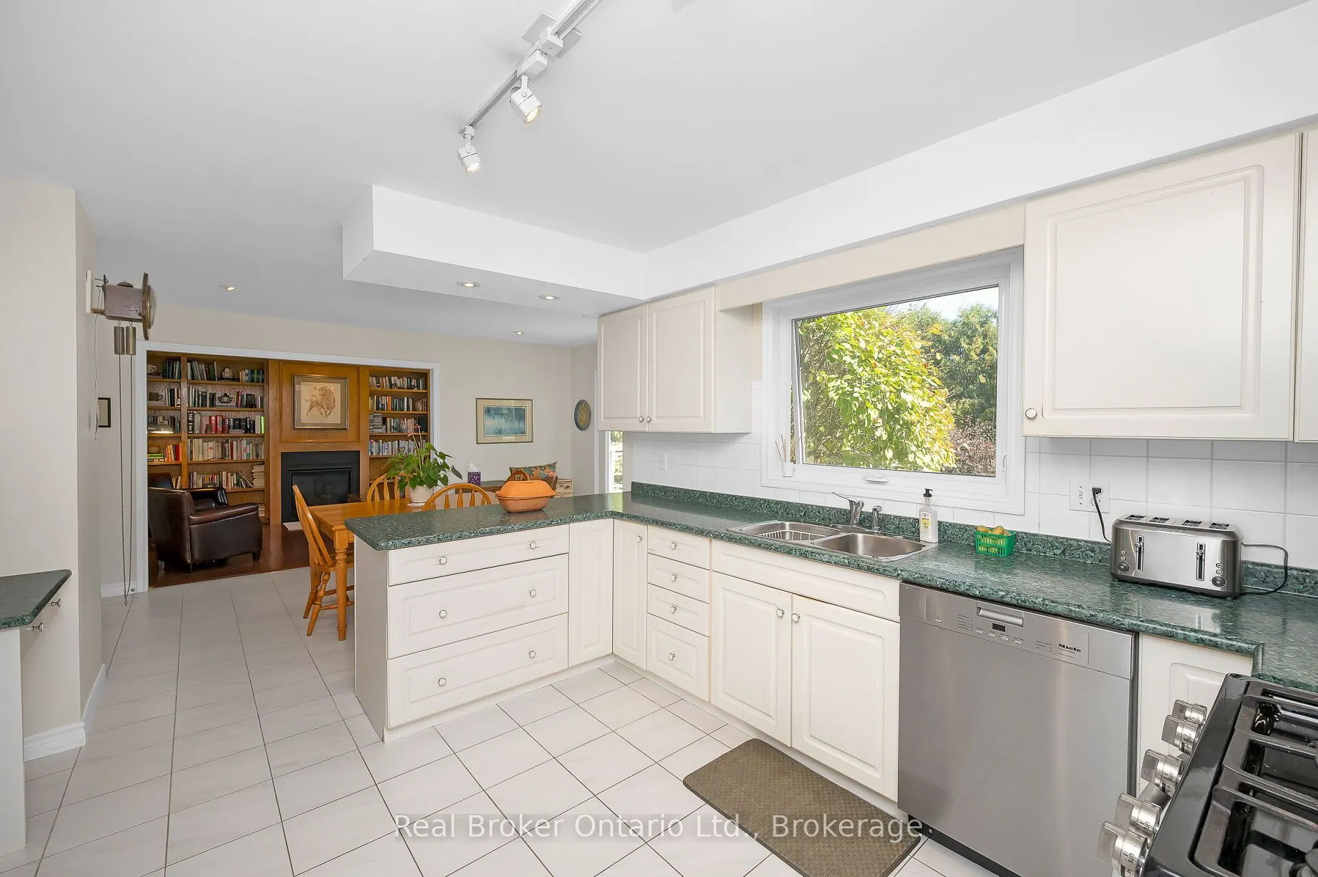 849 Caistorville Road