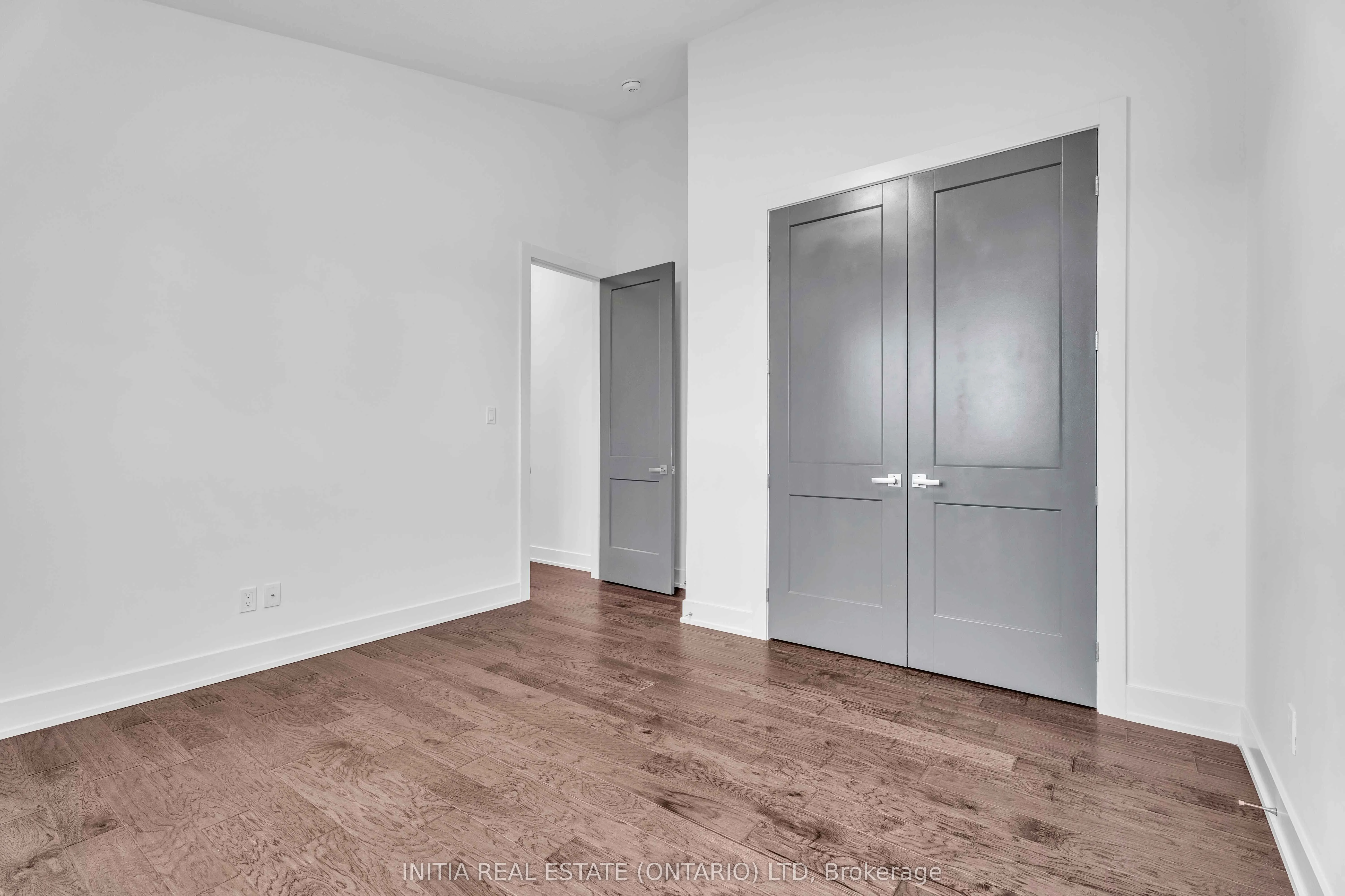 115 South Carriage Road