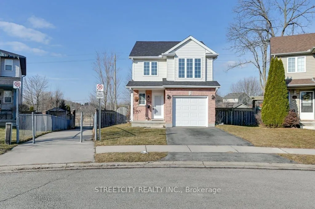 506 Blackwater Place E