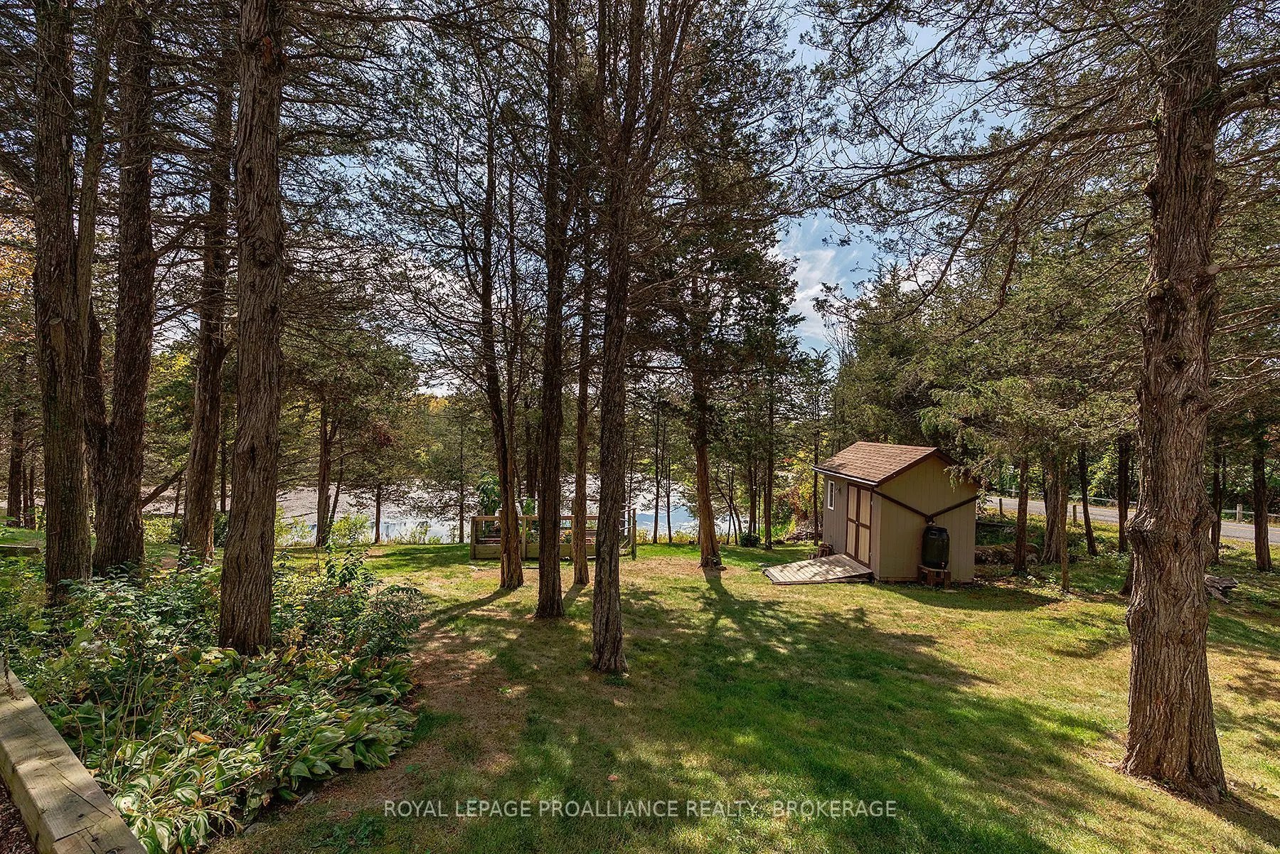 4890 North Shore Crescent
