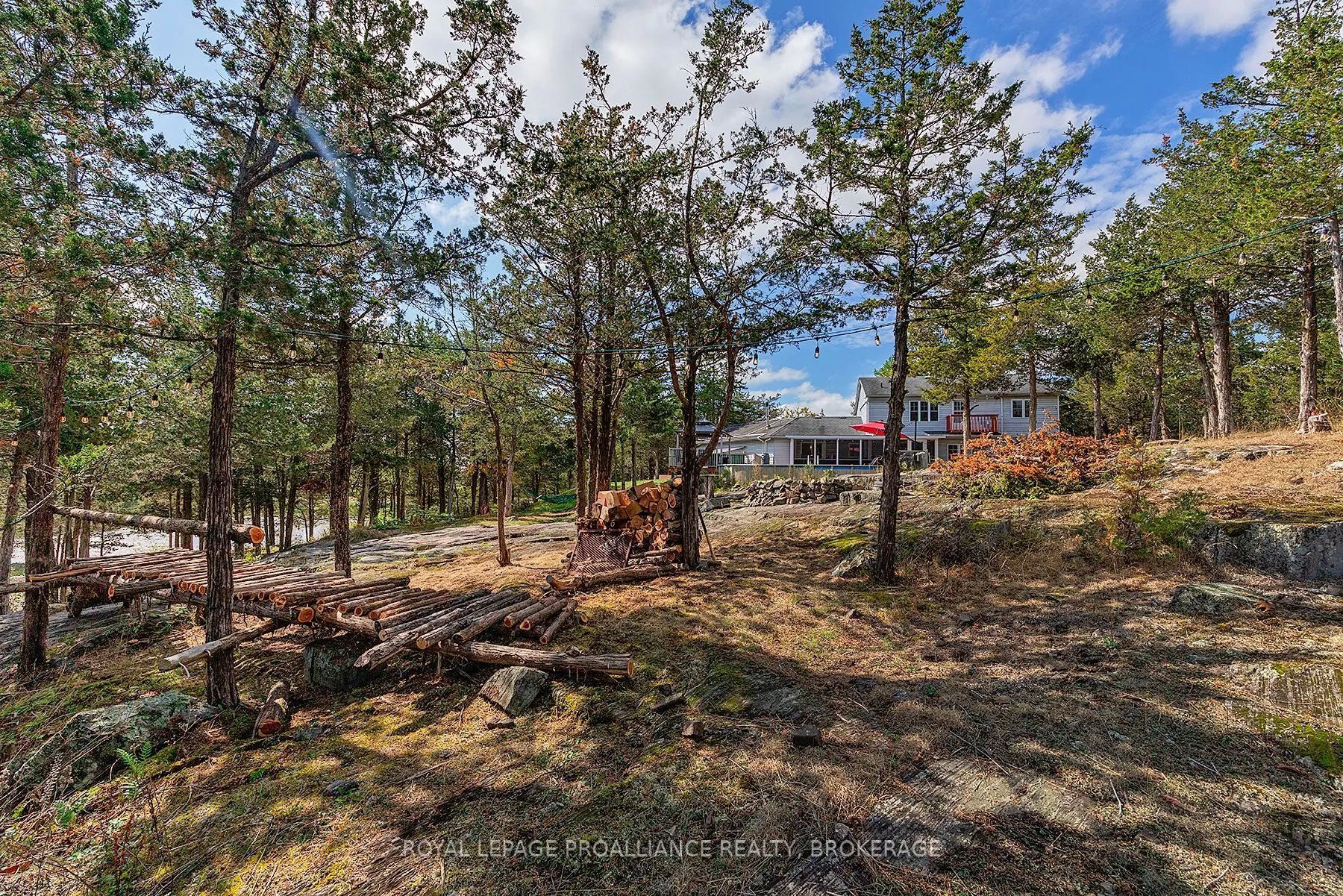 4890 North Shore Crescent