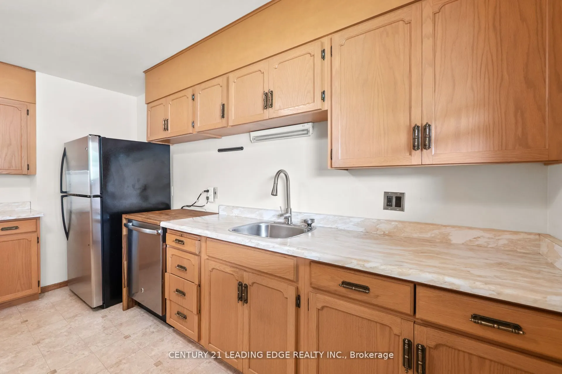 427 Krug Street, #Main