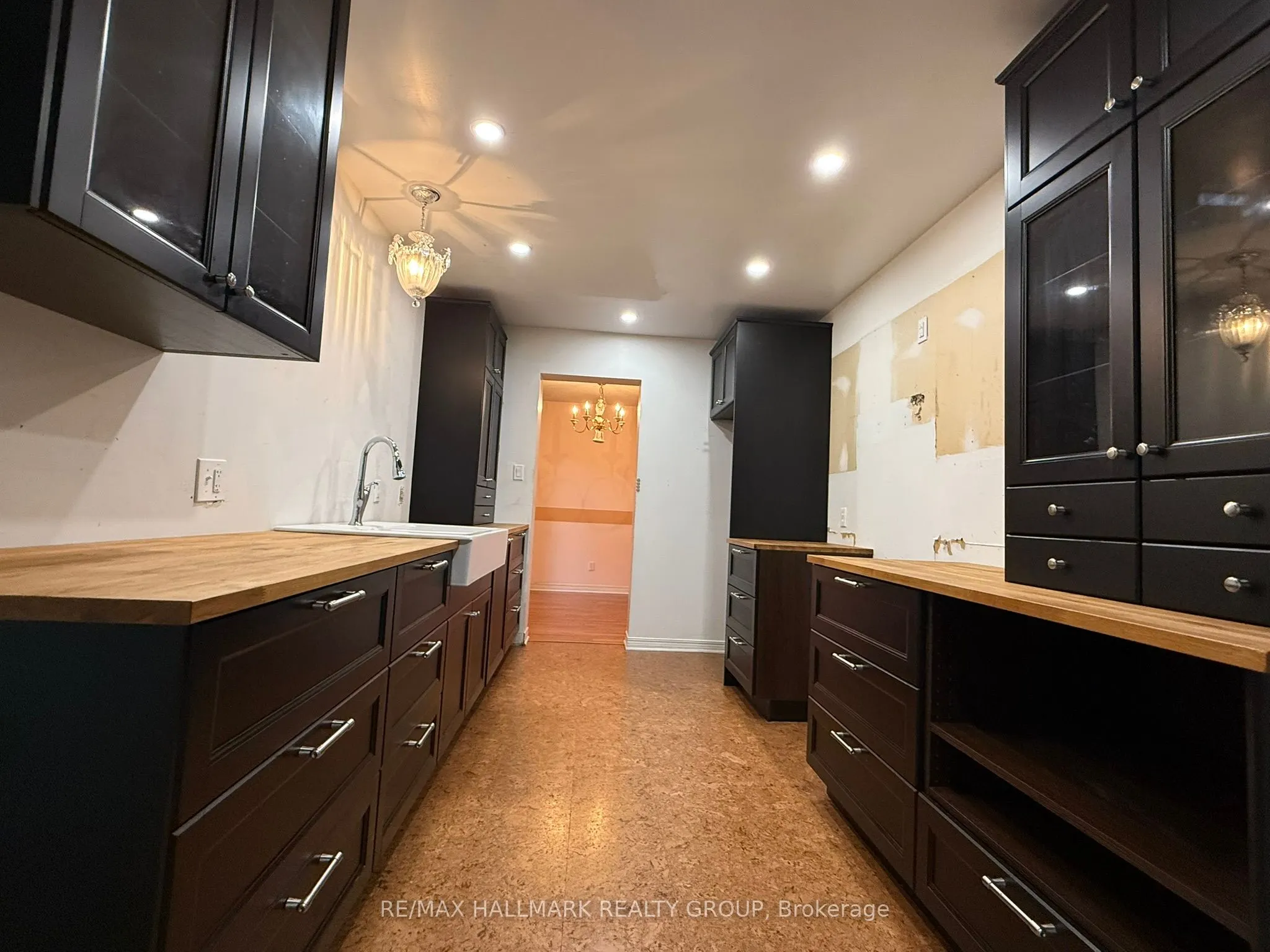 195 Blackdome Crescent