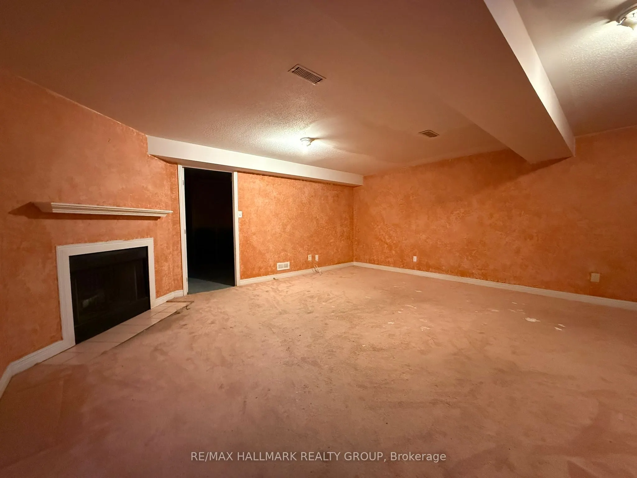 195 Blackdome Crescent