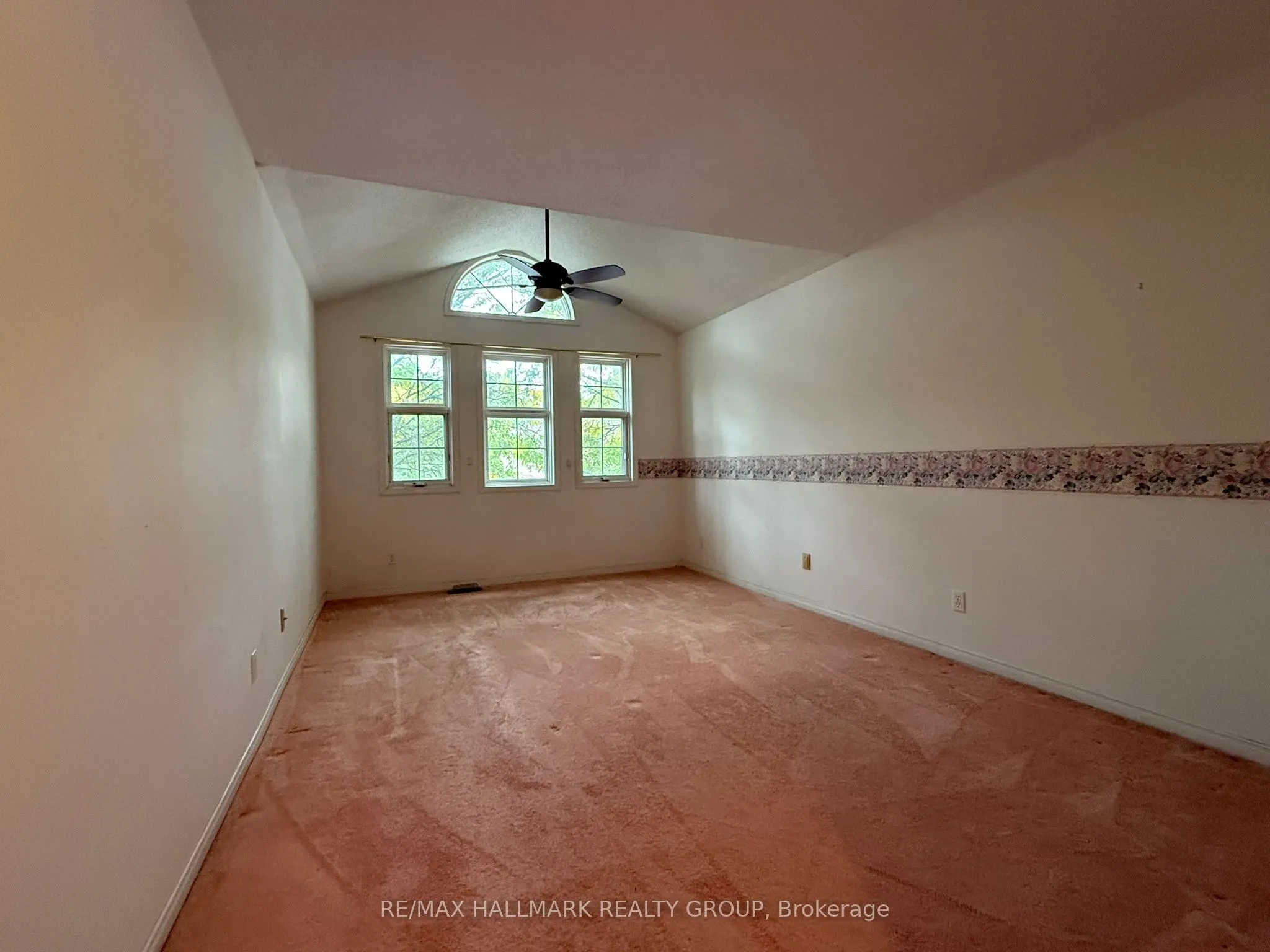 195 Blackdome Crescent