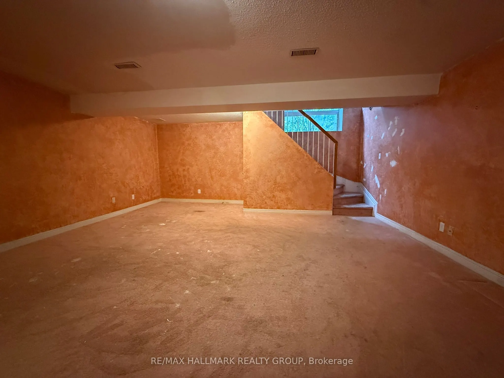 195 Blackdome Crescent