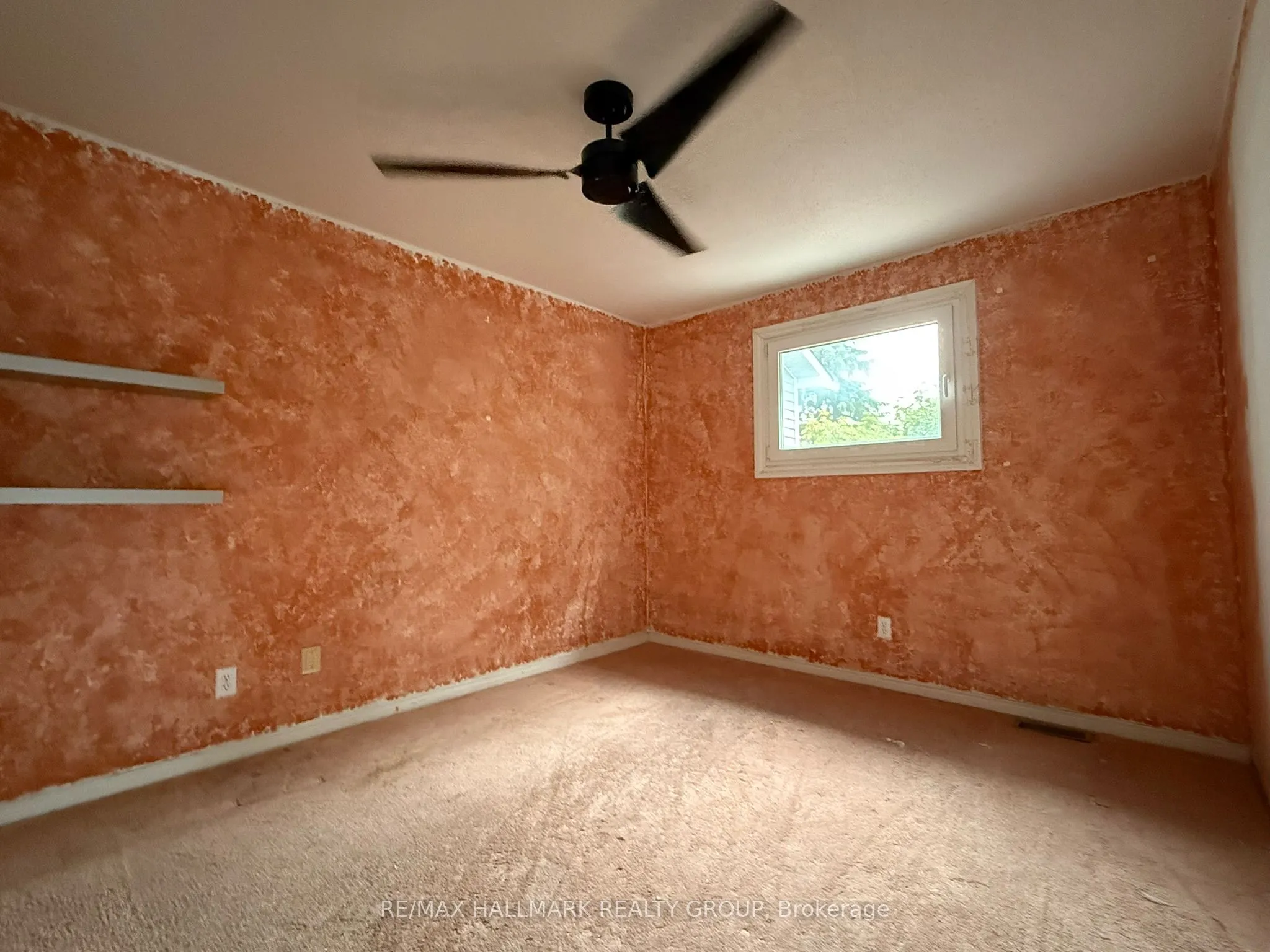 195 Blackdome Crescent