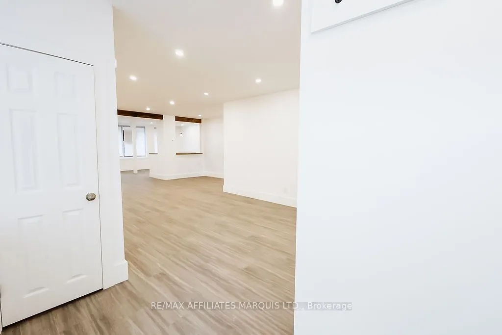 188 Military Road S