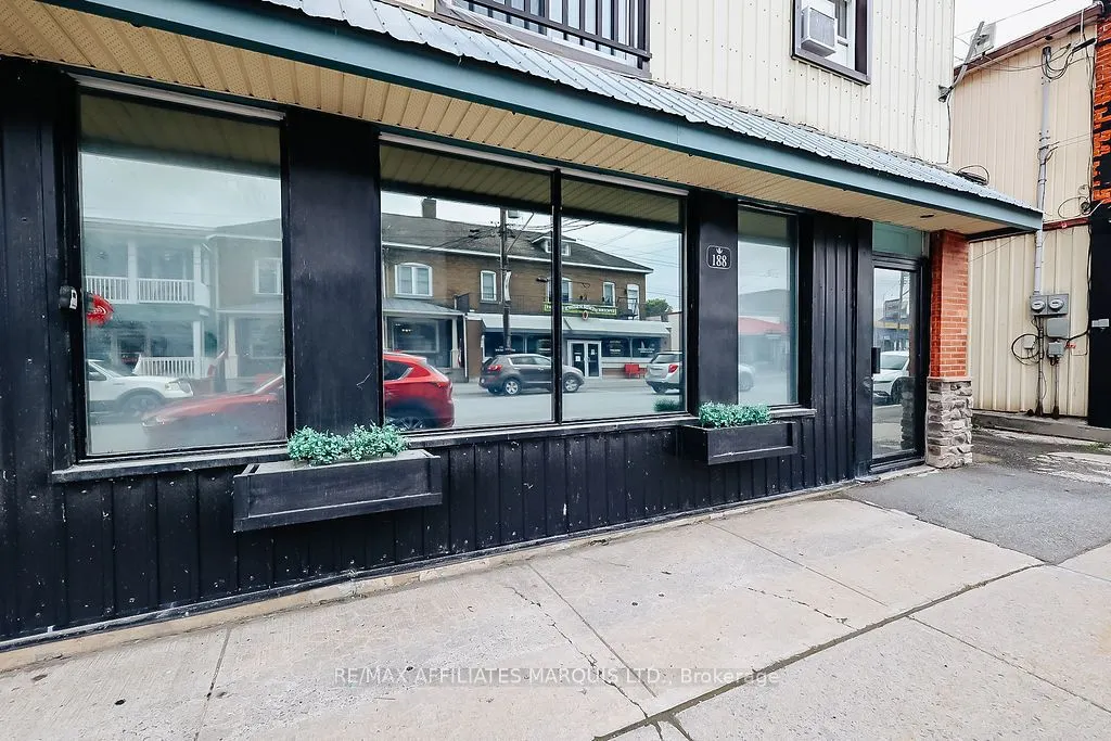 188 Military Road S