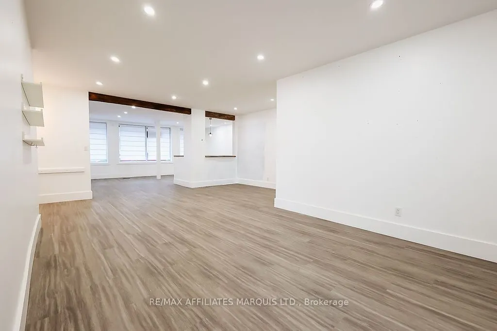 188 Military Road S