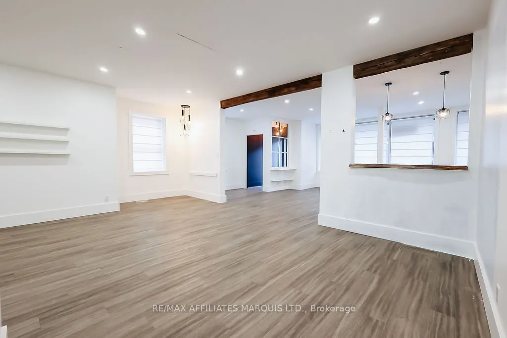 188 Military Road S