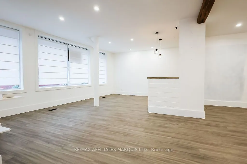 188 Military Road S