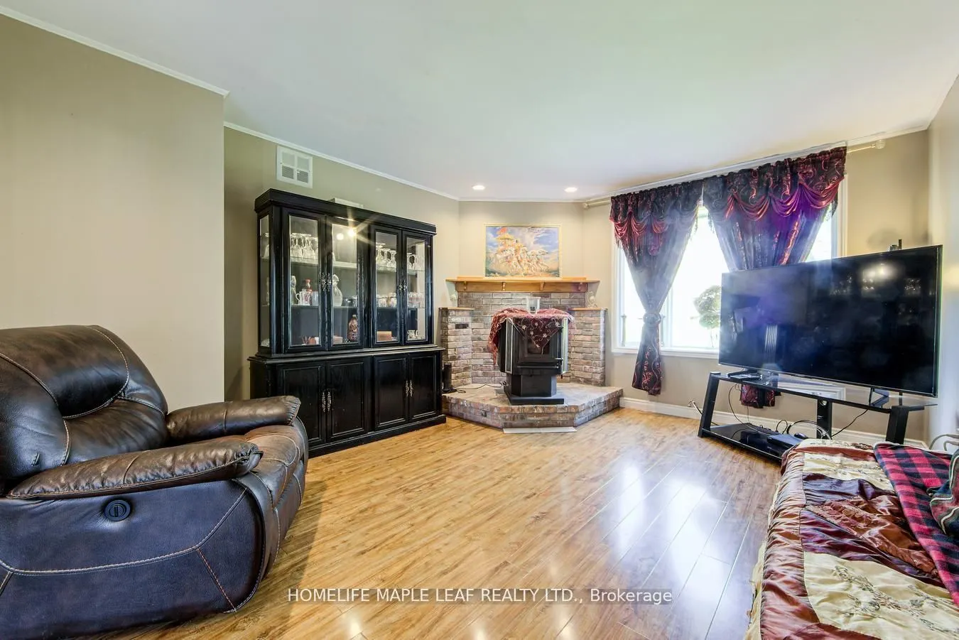 518325 County Rd 124