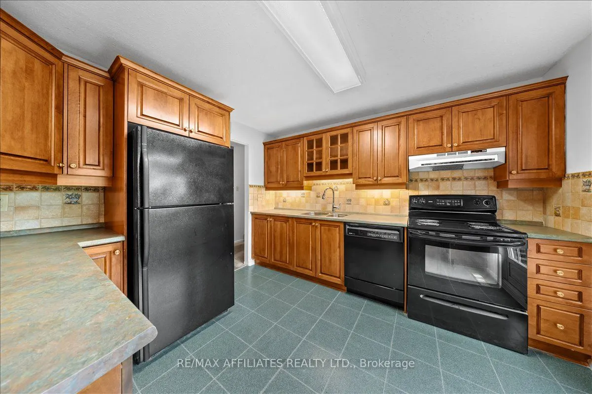 1610 Schouten Drive