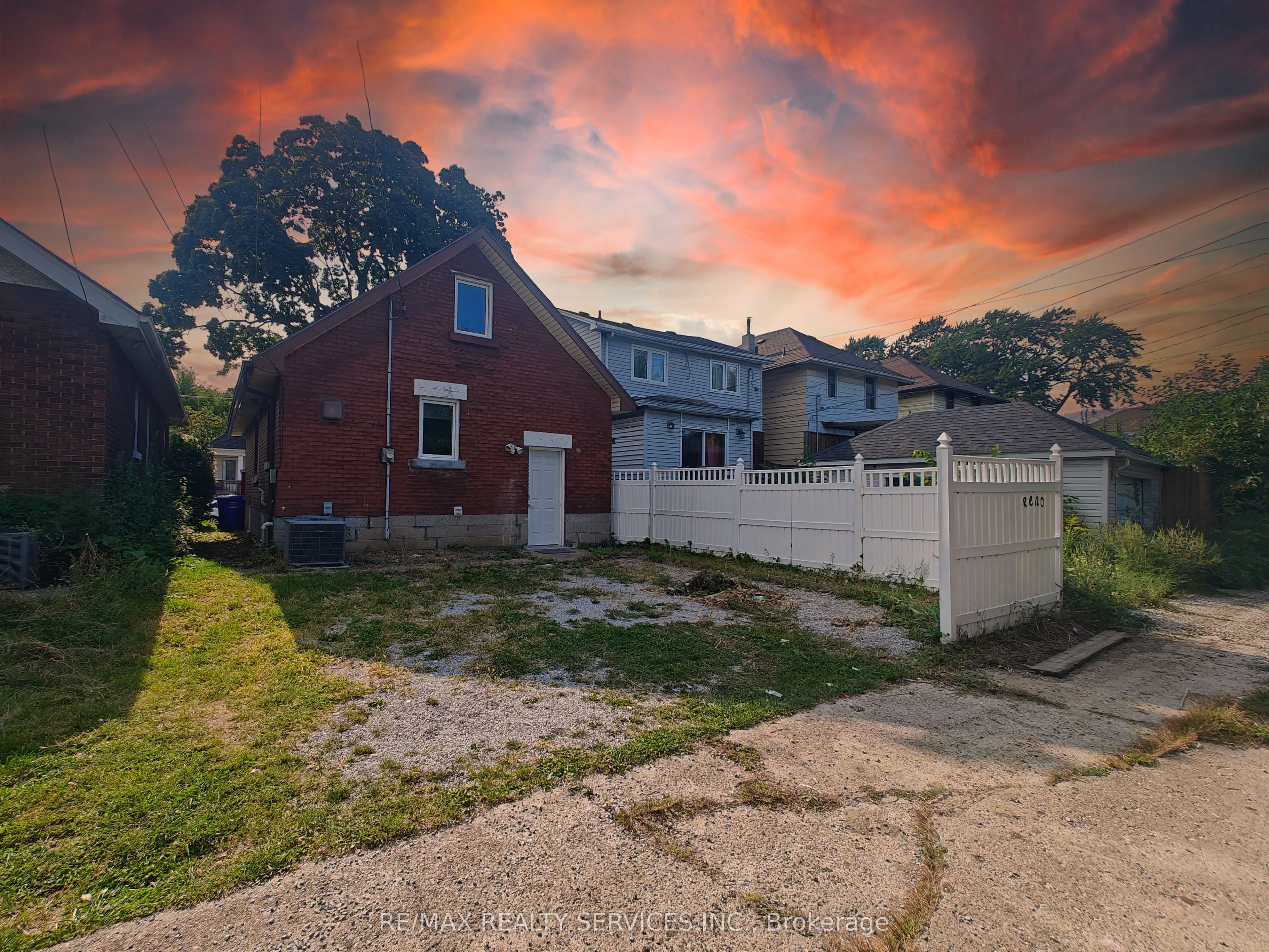 404 Josephine Avenue